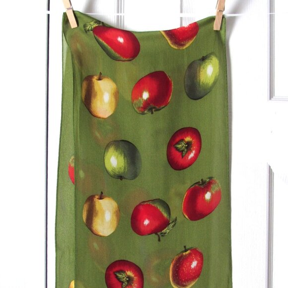 Gorgeous ECHO Scarf Big Red Yellow Green APPLES Silky Teacher Gift Apple - Picture 7 of 8